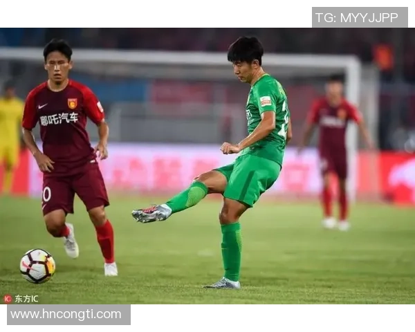 南京足球队以90分稳居冠军赛积分榜首位争夺冠军形势明朗